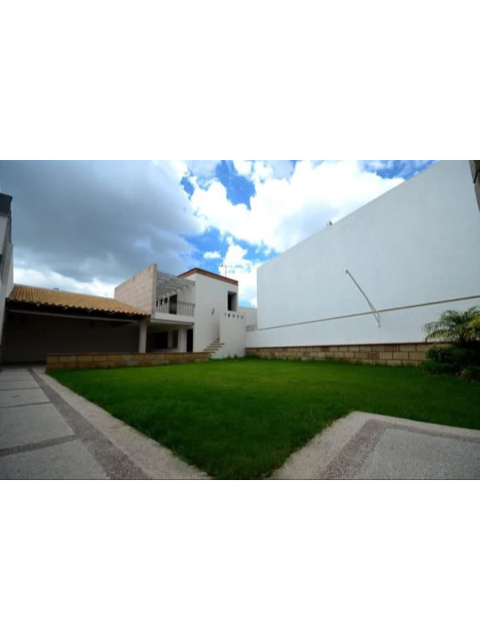 Salón San Miguel | Bodas, XV Años y Reuniones en Aguascalientes