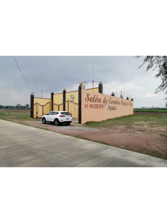 Salon Campo Real | Renta de Jardín con Alberca para Eventos en Aguascalientes