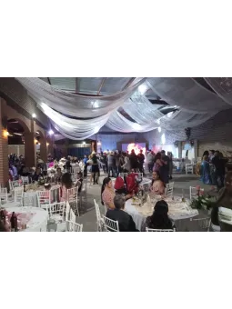 Salon Los Rosales | Renta de Jardín con Alberca para Eventos en Aguascalientes