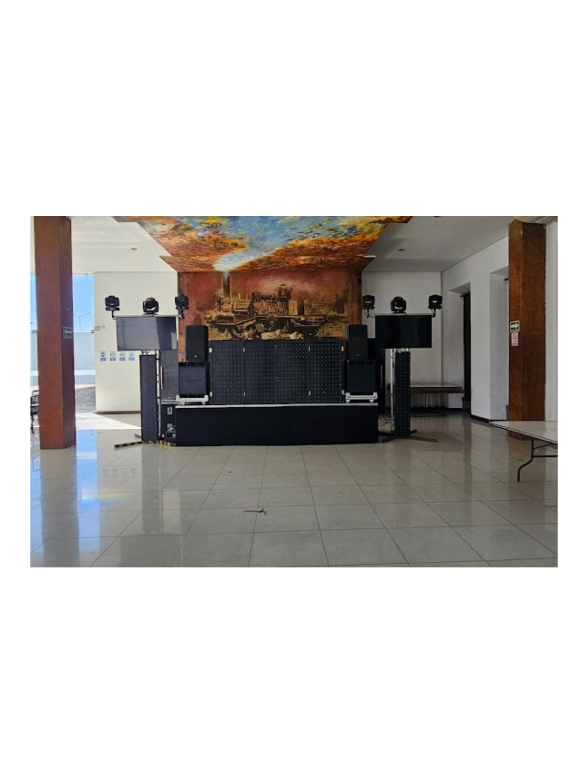Salón Lucernario | Fiestas y Reuniones Familiares en Aguascalientes