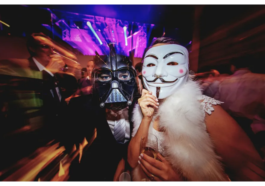 Temáticas en fiestas y bodas: la clave para una celebración inolvidable