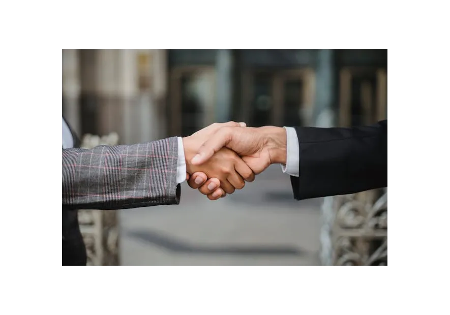 Guía Completa para Organizar Reuniones Empresariales en Salones de Eventos: Desde la Planificación hasta la Ejecución